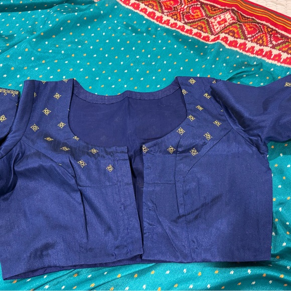 Colorful Patterned Fabric with Tassels - Picture 5 of 8